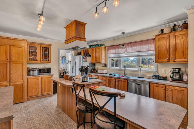 159 Simmons Creek RD, Union Hall, VA 24176