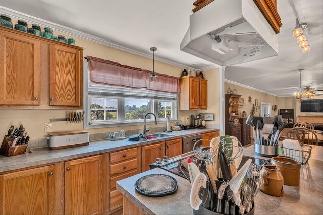 159 Simmons Creek RD, Union Hall, VA 24176