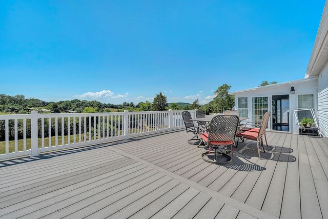 159 Simmons Creek RD, Union Hall, VA 24176