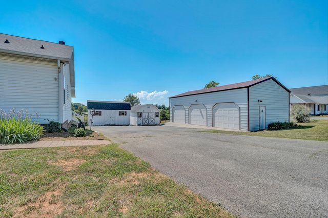 159 Simmons Creek RD, Union Hall, VA 24176
