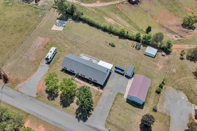 159 Simmons Creek RD, Union Hall, VA 24176