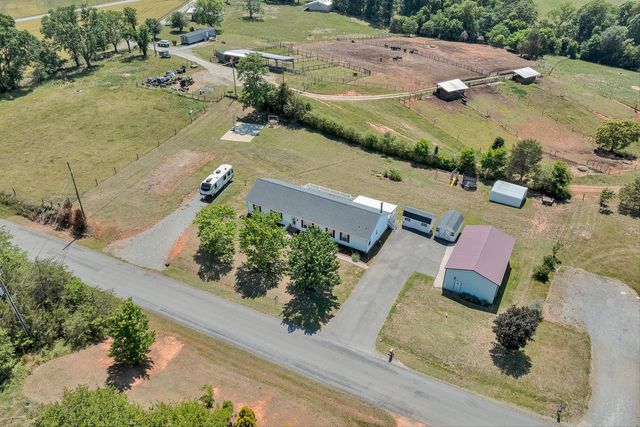 159 Simmons Creek RD, Union Hall, VA 24176