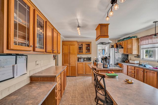 159 Simmons Creek RD, Union Hall, VA 24176