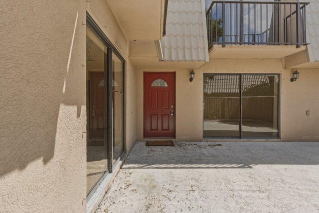5701 57th Way, West Palm Beach, FL 33409