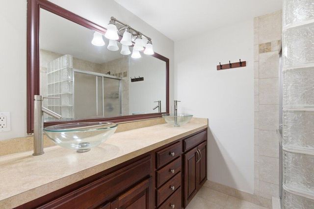 5701 57th Way, West Palm Beach, FL 33409