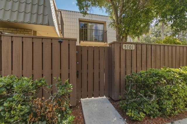 5701 57th Way, West Palm Beach, FL 33409