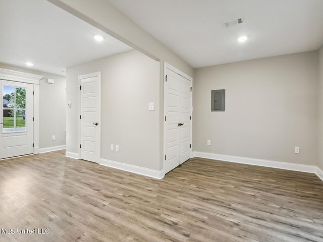 704 Hunters Glen Lane, Gulfport, MS 39507