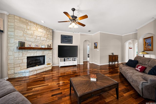 14006 French Park, Helotes, TX 78023