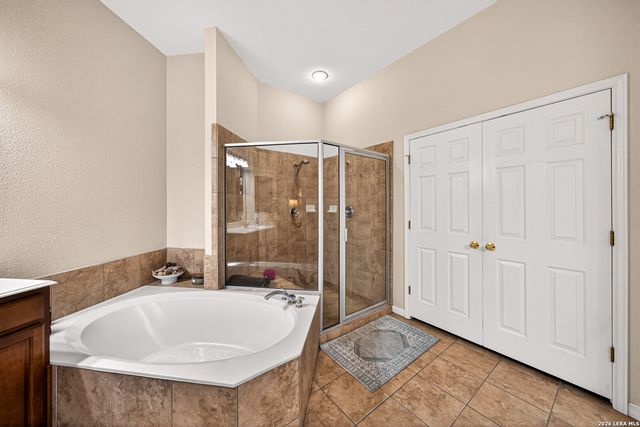 14006 French Park, Helotes, TX 78023