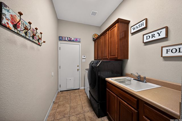 14006 French Park, Helotes, TX 78023