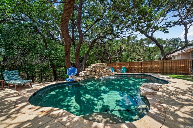 14006 French Park, Helotes, TX 78023