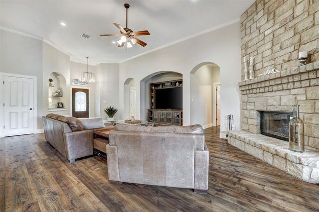 30613 Chi Chi DR, Georgetown, TX 78628