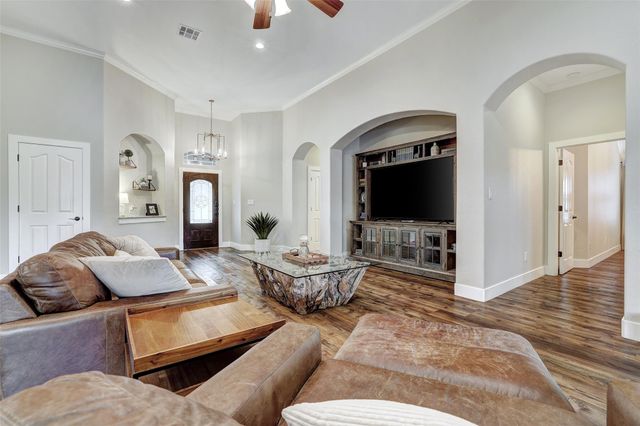 30613 Chi Chi DR, Georgetown, TX 78628