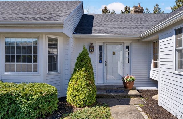 8300 Decoy Run, Manlius, NY 13104
