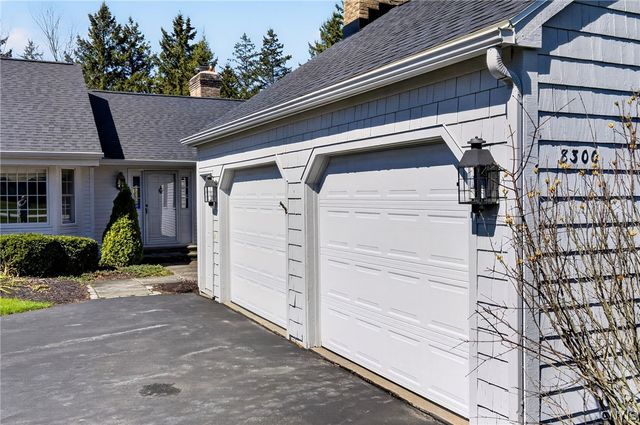 8300 Decoy Run, Manlius, NY 13104