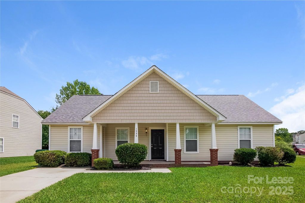 1533 Long Paw Lane, Charlotte, NC 28214