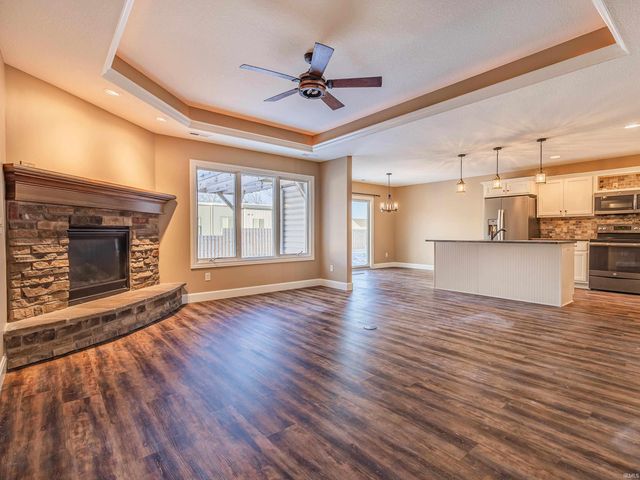 11297 Belleharbour Cove, Fort Wayne, IN 46845