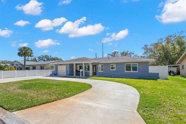 1000 59TH AVENUE S, St Petersburg, FL 33705