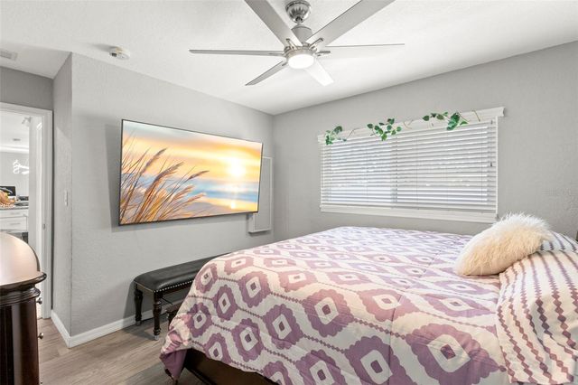 1000 59TH AVENUE S, St Petersburg, FL 33705