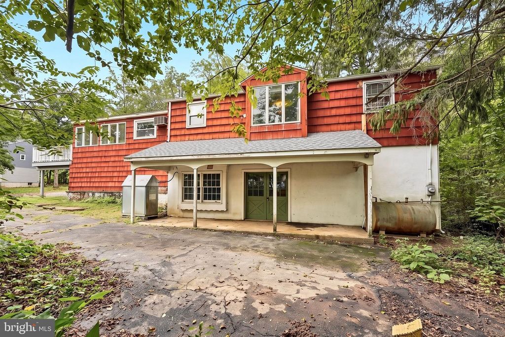 1556-1556A RIVER RD, TITUSVILLE, NJ 08560 — photo 4