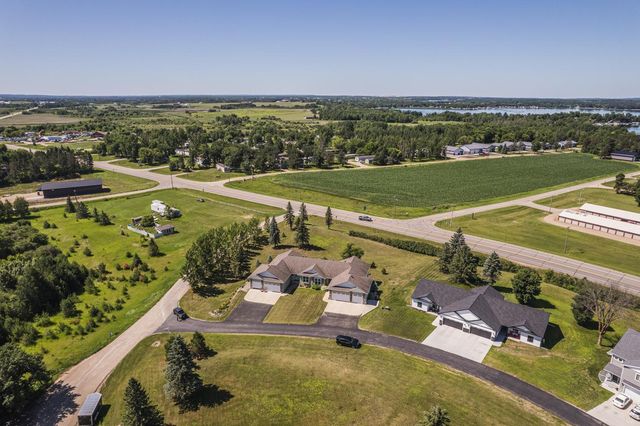 20623 County Highway 21, Detroit Lakes, MN 56501