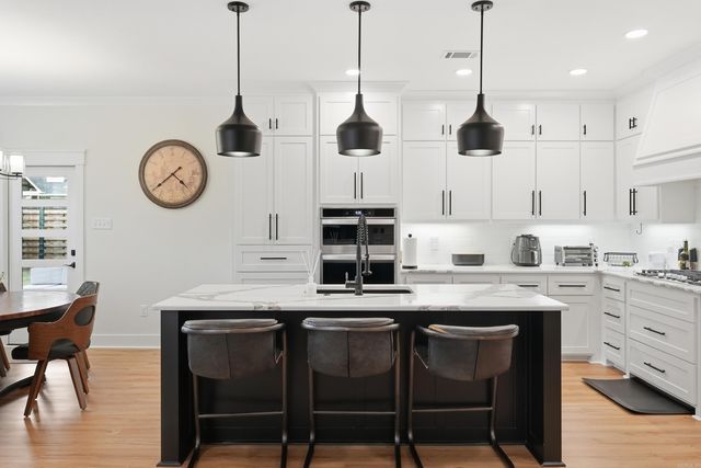 105 Sycamore Springs Drive, Conway, AR 72034