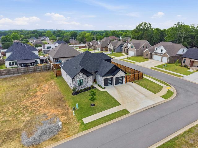 105 Sycamore Springs Drive, Conway, AR 72034