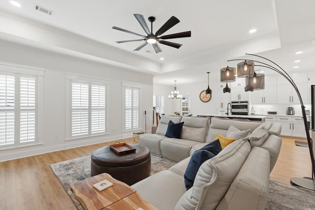 105 Sycamore Springs Drive, Conway, AR 72034