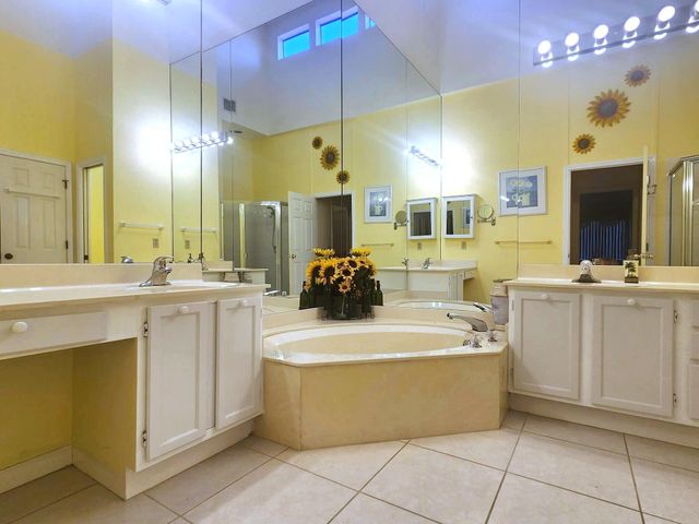 2649 DEER CREEK EMERALD WAY Circle, Deerfield Beach, FL 33442