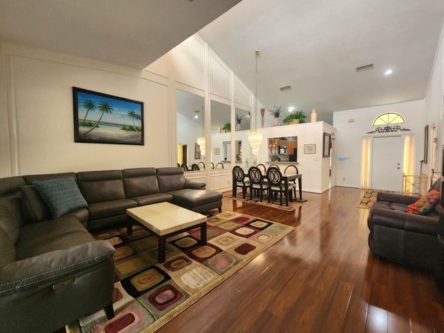 2649 DEER CREEK EMERALD WAY Circle, Deerfield Beach, FL 33442