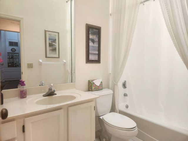 2649 DEER CREEK EMERALD WAY Circle, Deerfield Beach, FL 33442