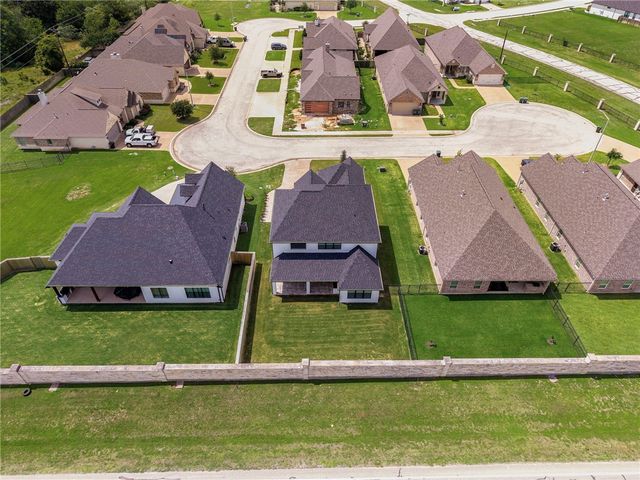 4659 South Stonecrest Court, Bryan, TX 77808