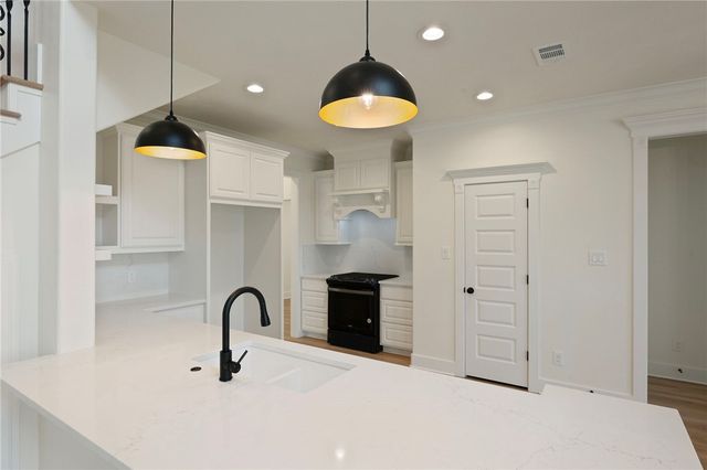4659 South Stonecrest Court, Bryan, TX 77808