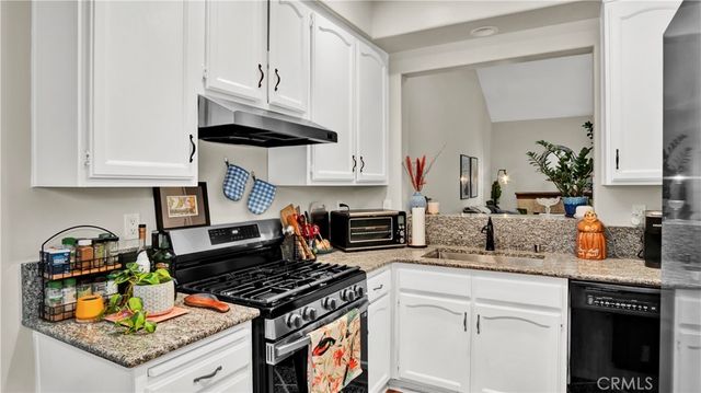 4790 Gondola, Oak Park, CA 91377