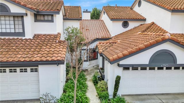 4790 Gondola, Oak Park, CA 91377