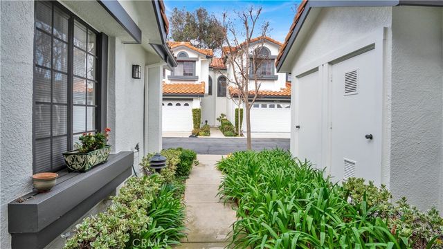 4790 Gondola, Oak Park, CA 91377