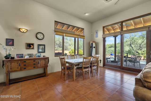 52 Calle Maria Elena, Tubac, AZ 85646