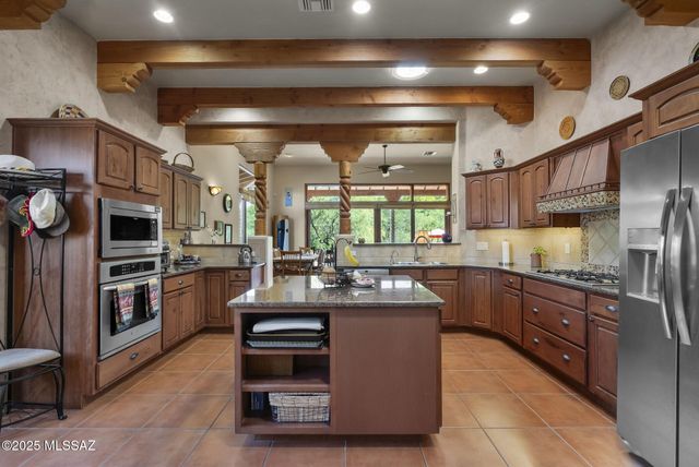 52 Calle Maria Elena, Tubac, AZ 85646