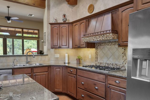 52 Calle Maria Elena, Tubac, AZ 85646