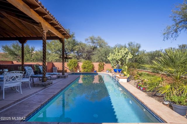 52 Calle Maria Elena, Tubac, AZ 85646