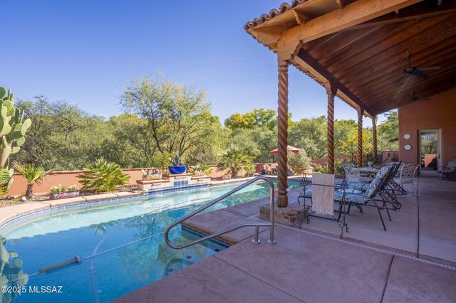 52 Calle Maria Elena, Tubac, AZ 85646