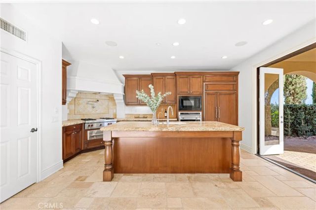 12 Gentle Breeze, Newport Coast, CA 92657