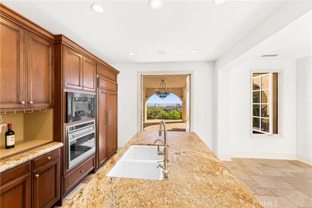 12 Gentle Breeze, Newport Coast, CA 92657