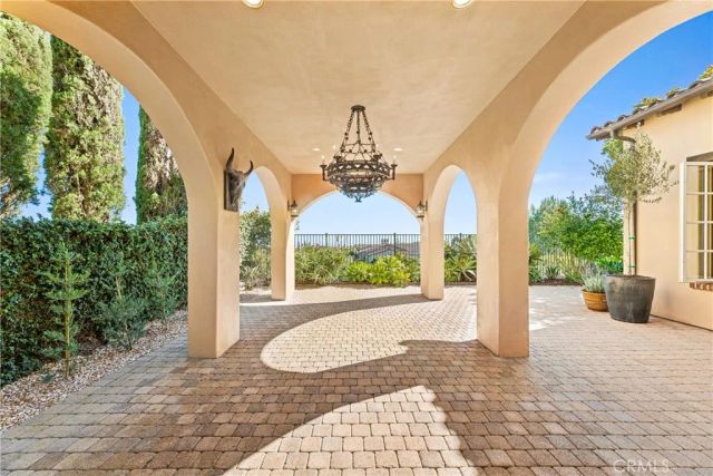 12 Gentle Breeze, Newport Coast, CA 92657
