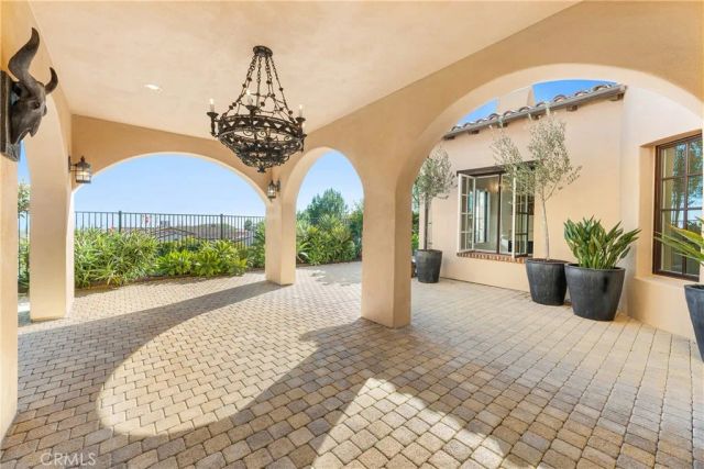 12 Gentle Breeze, Newport Coast, CA 92657