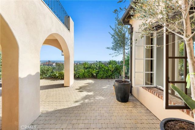 12 Gentle Breeze, Newport Coast, CA 92657