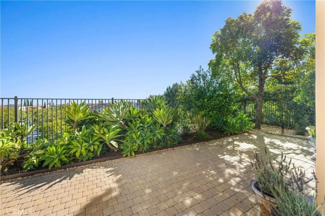 12 Gentle Breeze, Newport Coast, CA 92657
