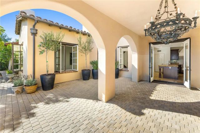 12 Gentle Breeze, Newport Coast, CA 92657