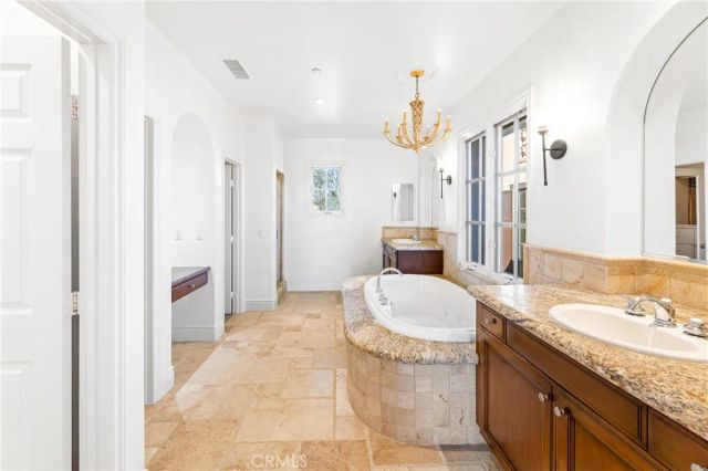 12 Gentle Breeze, Newport Coast, CA 92657