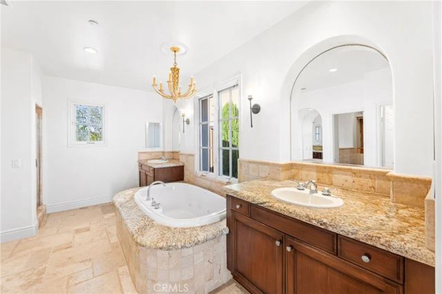 12 Gentle Breeze, Newport Coast, CA 92657